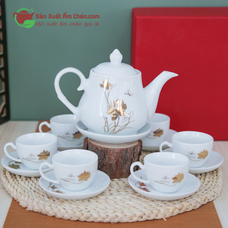 Bộ trà dáng bầu sen vàng