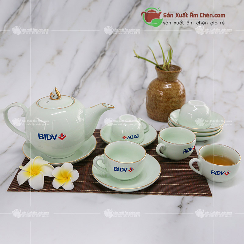 Bộ trà in logo BIDV - Ấm chén Bát Tràng in logo