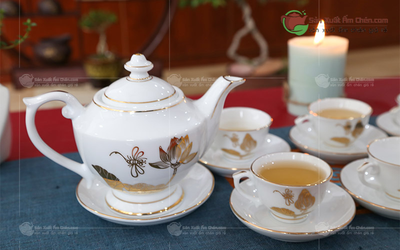 Bộ Trà Đèn Thần Sen Vàng
